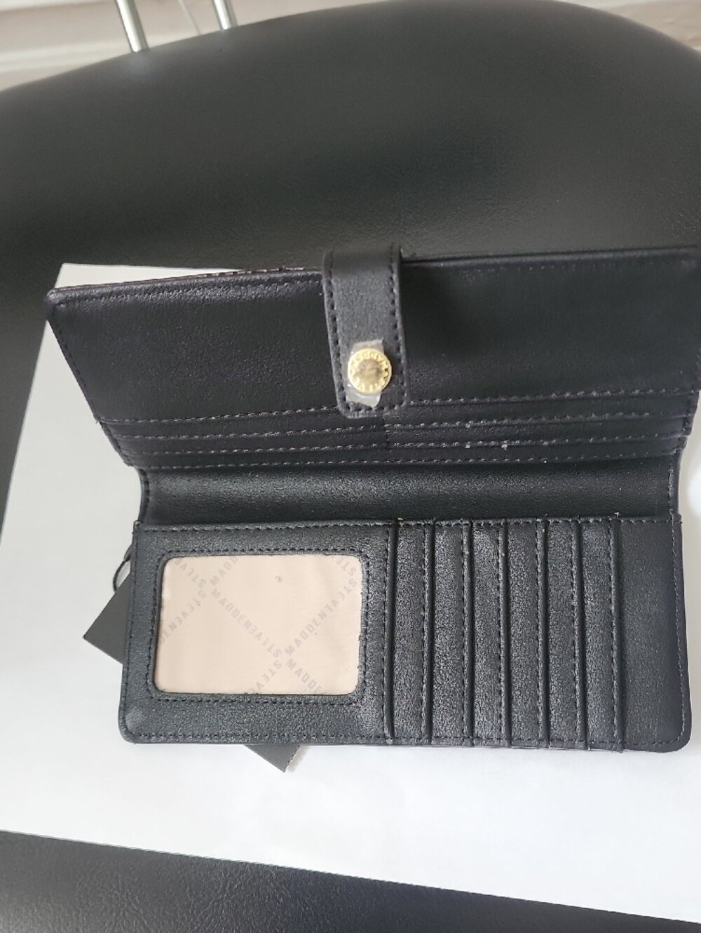 Steve Madden Black Trifold Wallet with Gold Accent - Picture 7 of 8